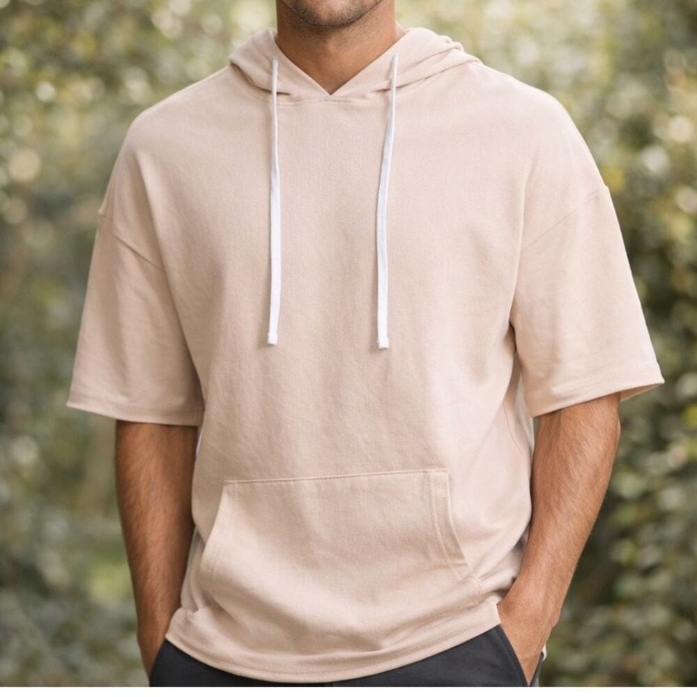 No Boundaries Beige Short Sleeve Hoodie Small 34/36 NWT Casual Pullover